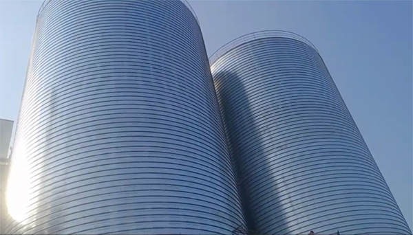 遵义2座混凝土高架卷板仓